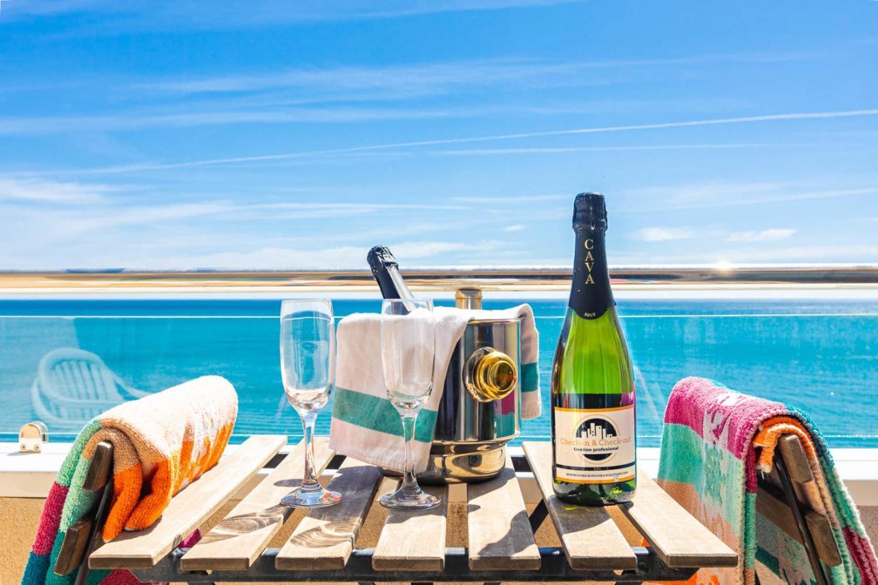 شقة Apartamento El Velero Primera Linea Playa توريمولينوس المظهر الخارجي الصورة